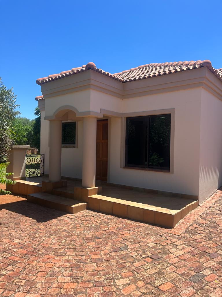 4 Bedroom Property for Sale in Wilkoppies North West